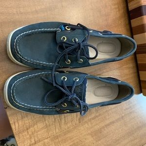 Sperry size 8 navy loafer